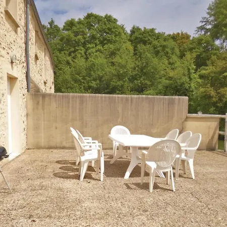 Holiday home 4 Bedroom In Vaudoy-en-Brie