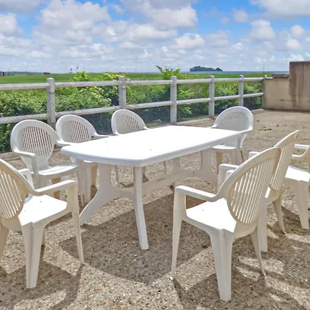 4 Bedroom In * Vaudoy-en-Brie